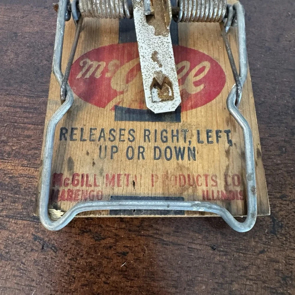 McGill Can't Miss Wooden 4 Way Rat Trap Vintage Large